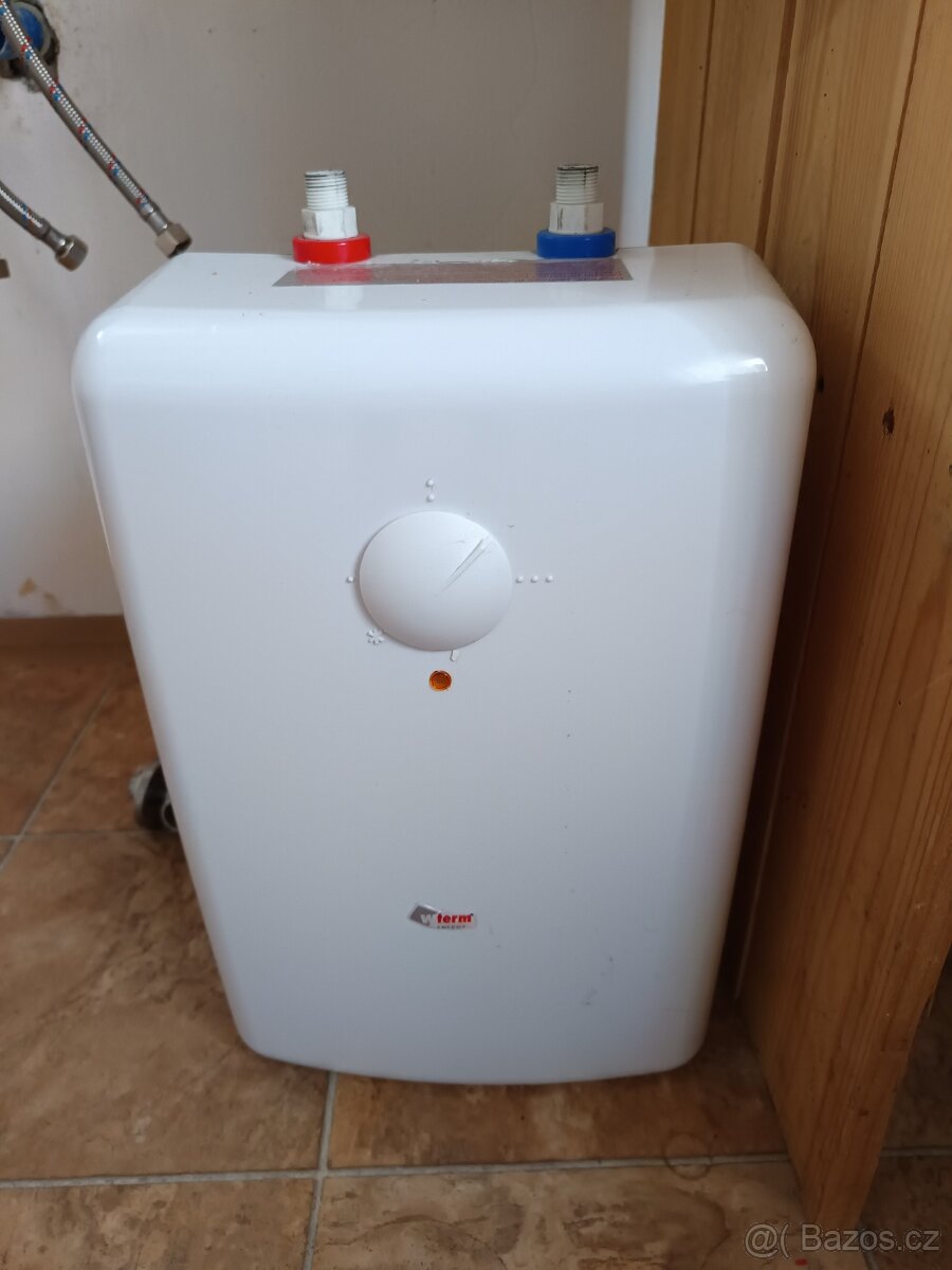 Elektrický ohřívač vody+baterie