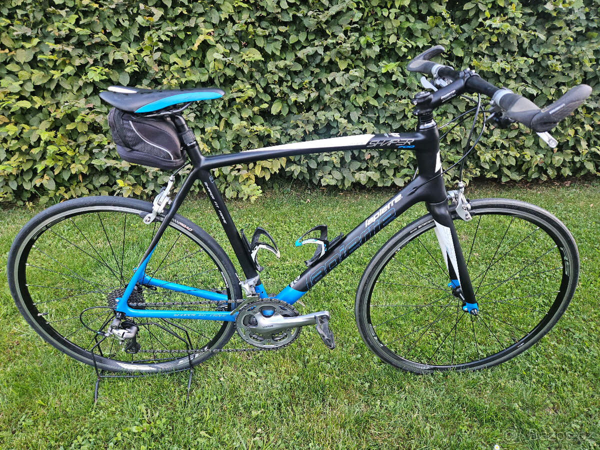 Karbonová silnička LAPIERRE, rám 23"