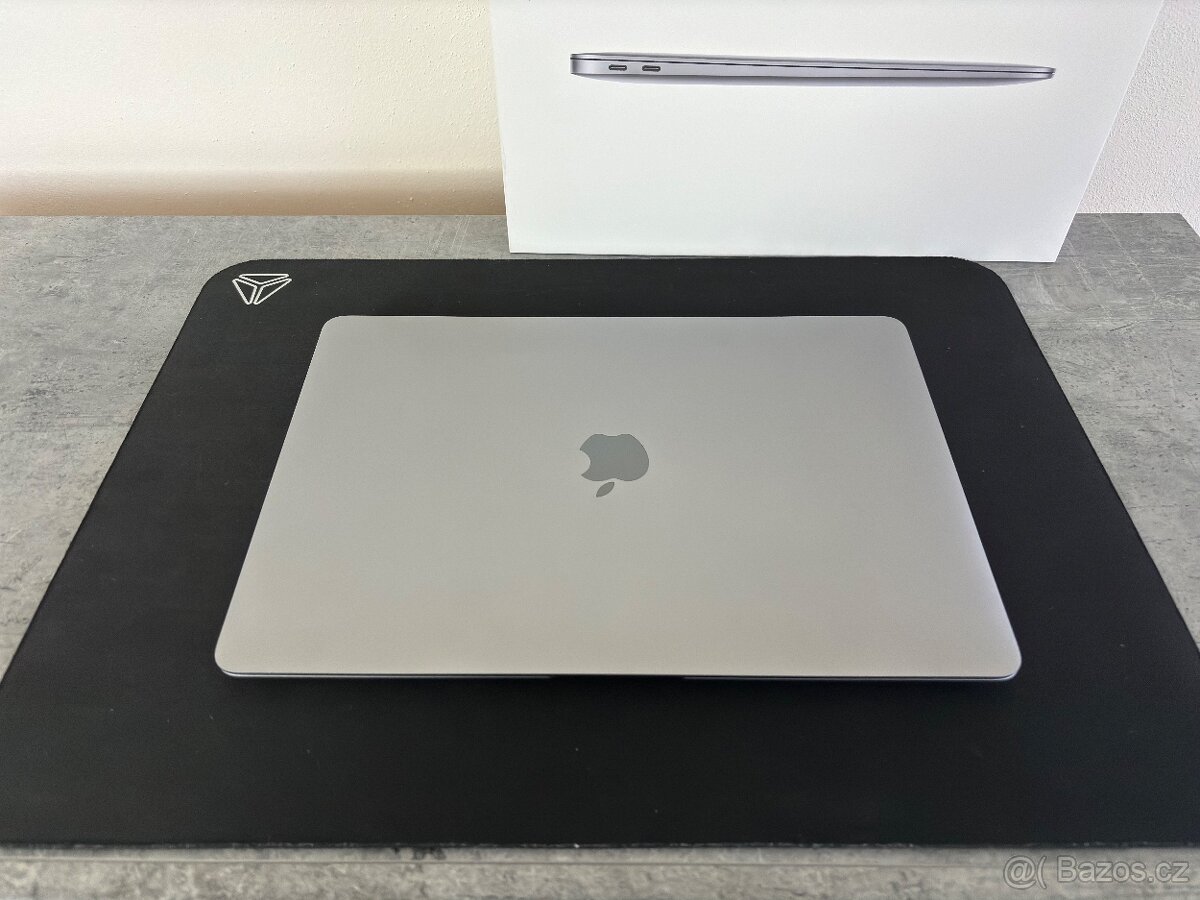 MacBook Air M1 – 8GB / 256GB, jako nový