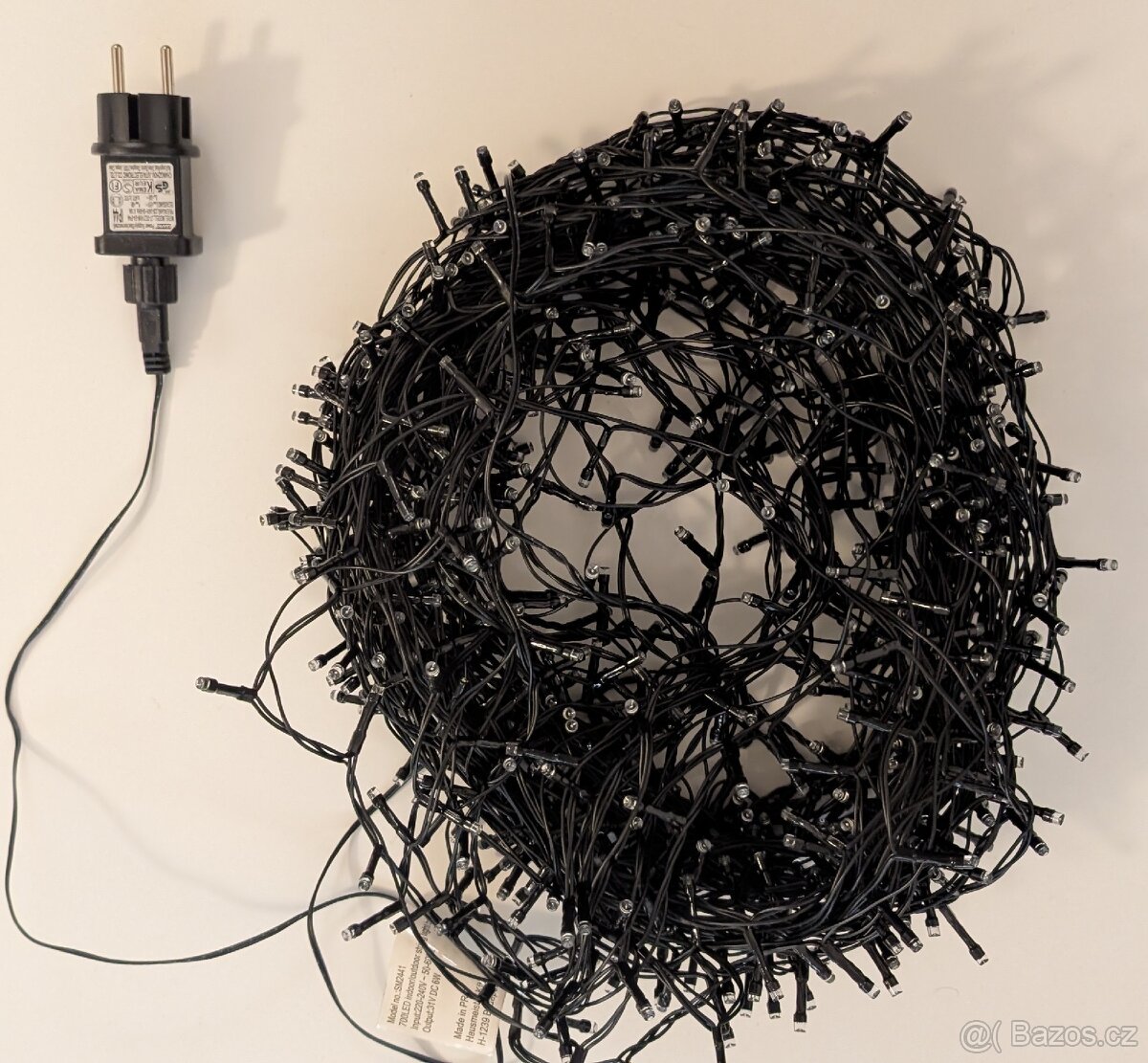 Vanocni osvetleni - retez na stromecek