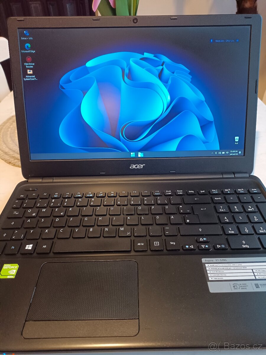 Acer Aspire E1-570G i3