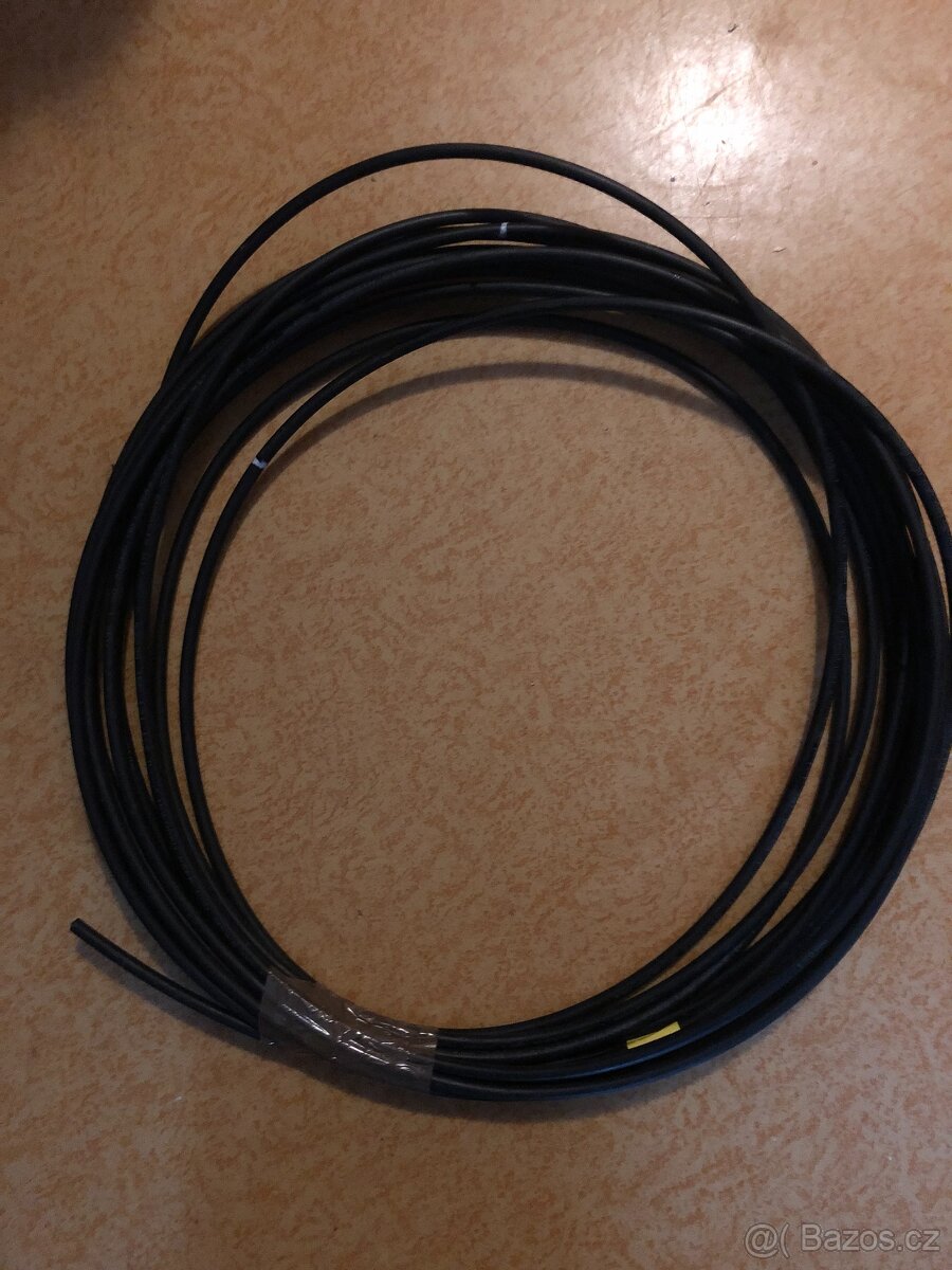 solární kabel 6mm (zbytky z návinu)
