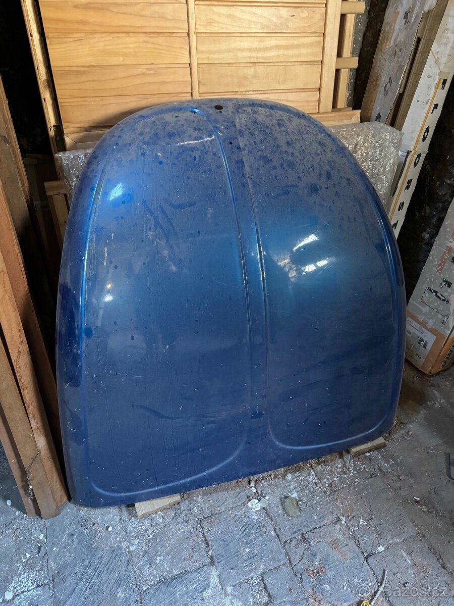 VW Brouk 1303 přední kapota