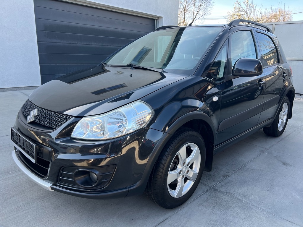 Suzuki SX4 1.6 i 88KW 4x4 Digi.klima,Vyhř.sedadla 2x kola
