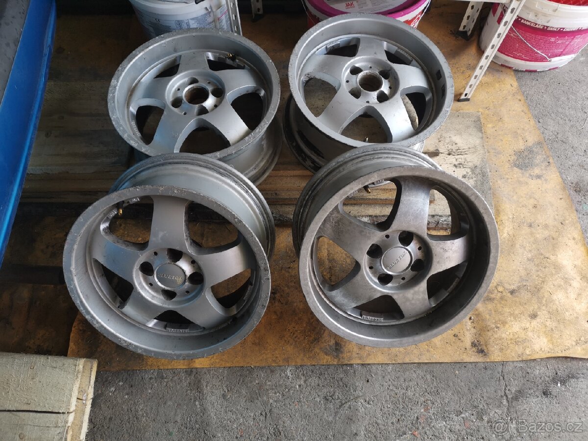 Kultovní Alu kola BLUEFOX s límcem Honda 4x100