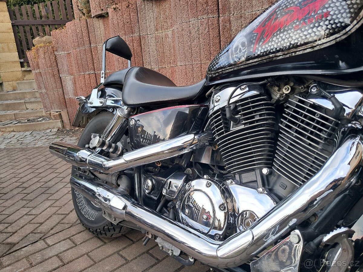 Honda Shadow VT 1100 sabre