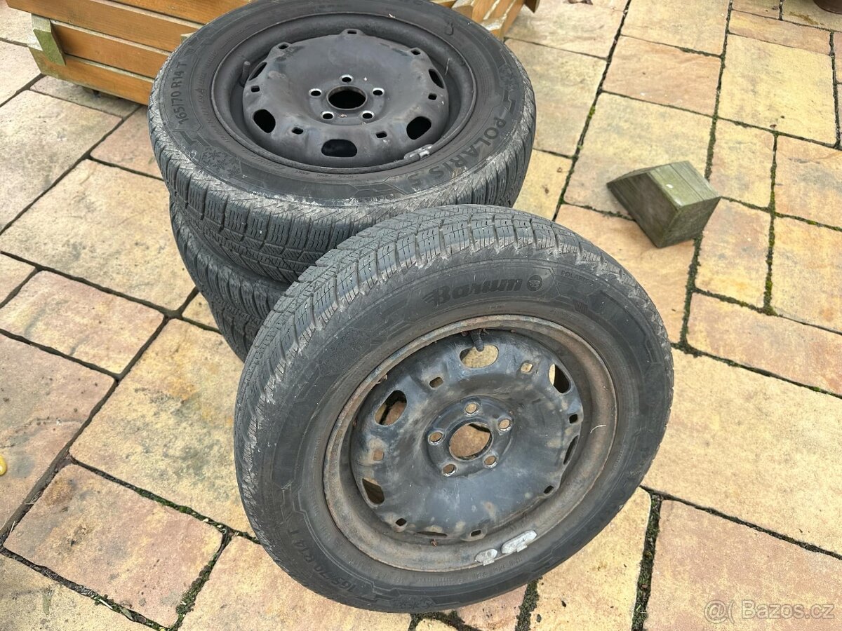 Zimní pneu 165/70 R14