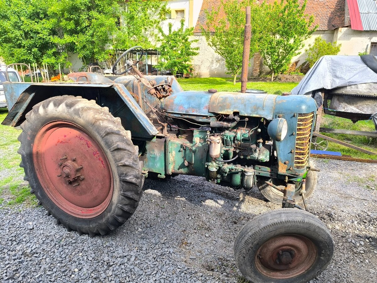 Zetor 25
