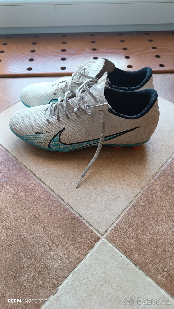 Nike, kopačky vel. 42