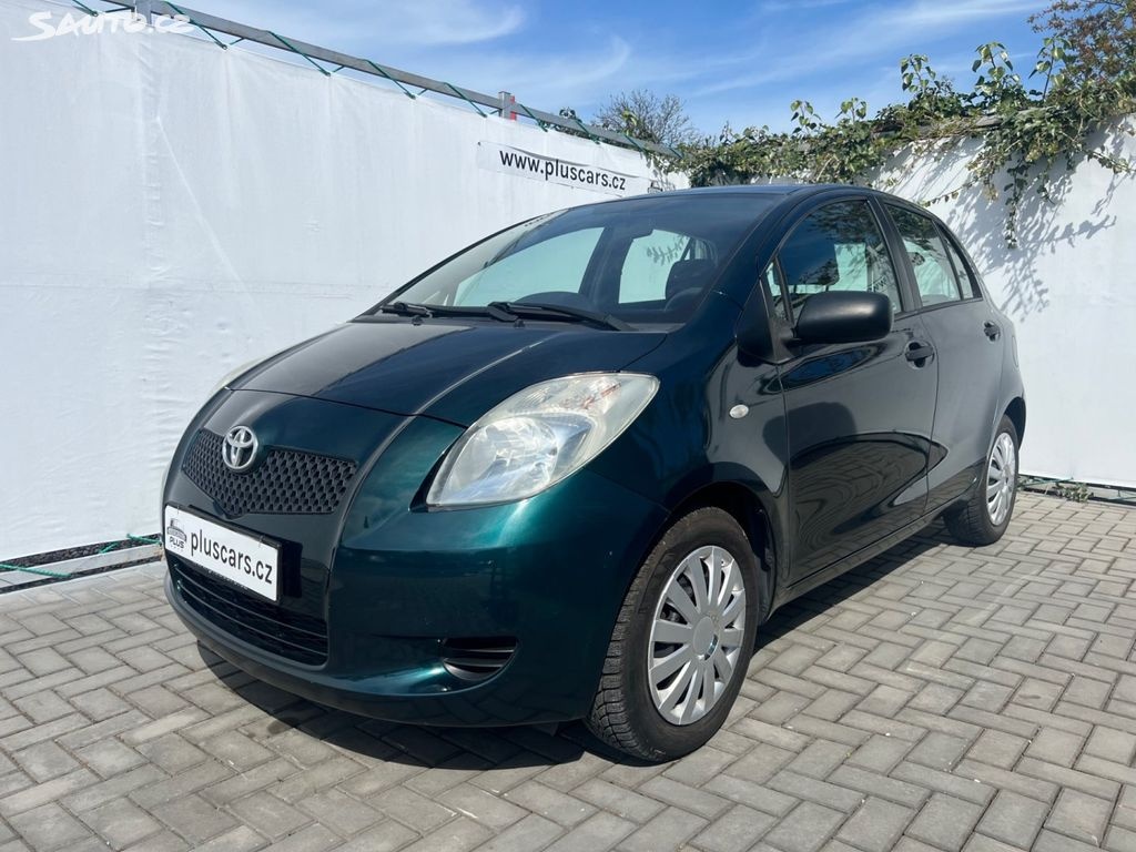 Toyota Yaris 1,3 (64kW), klimatizace, původ vozu ČR