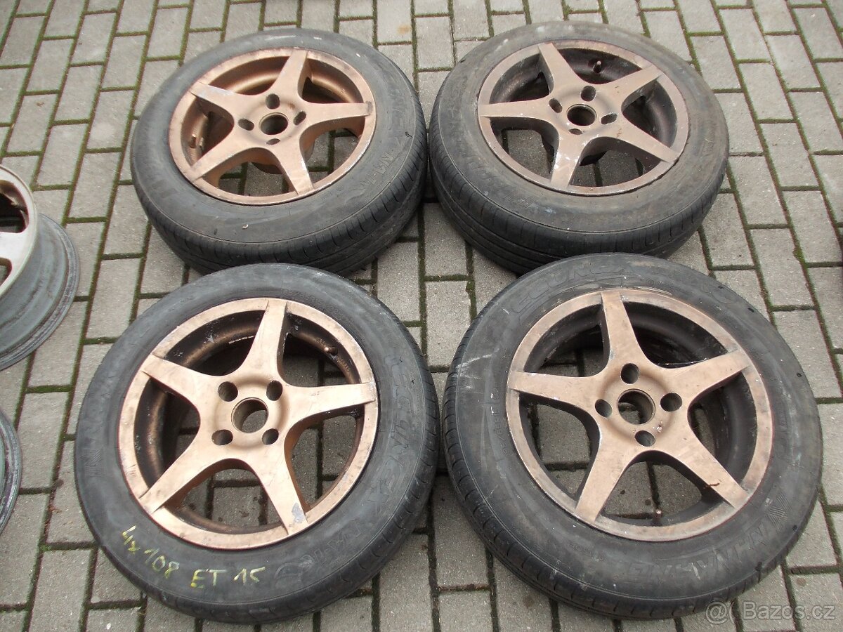 4x108 R15 ALU KOLA