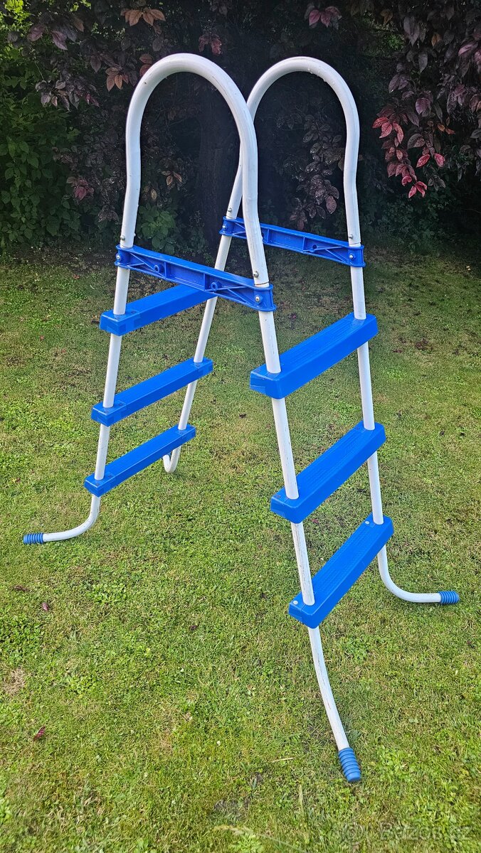 Bazénové schůdky 95cm