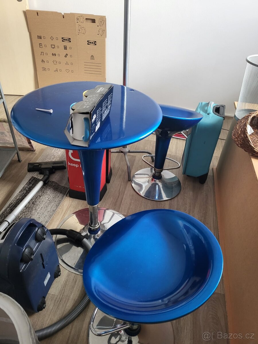 Barové židle, otočné se stolkem