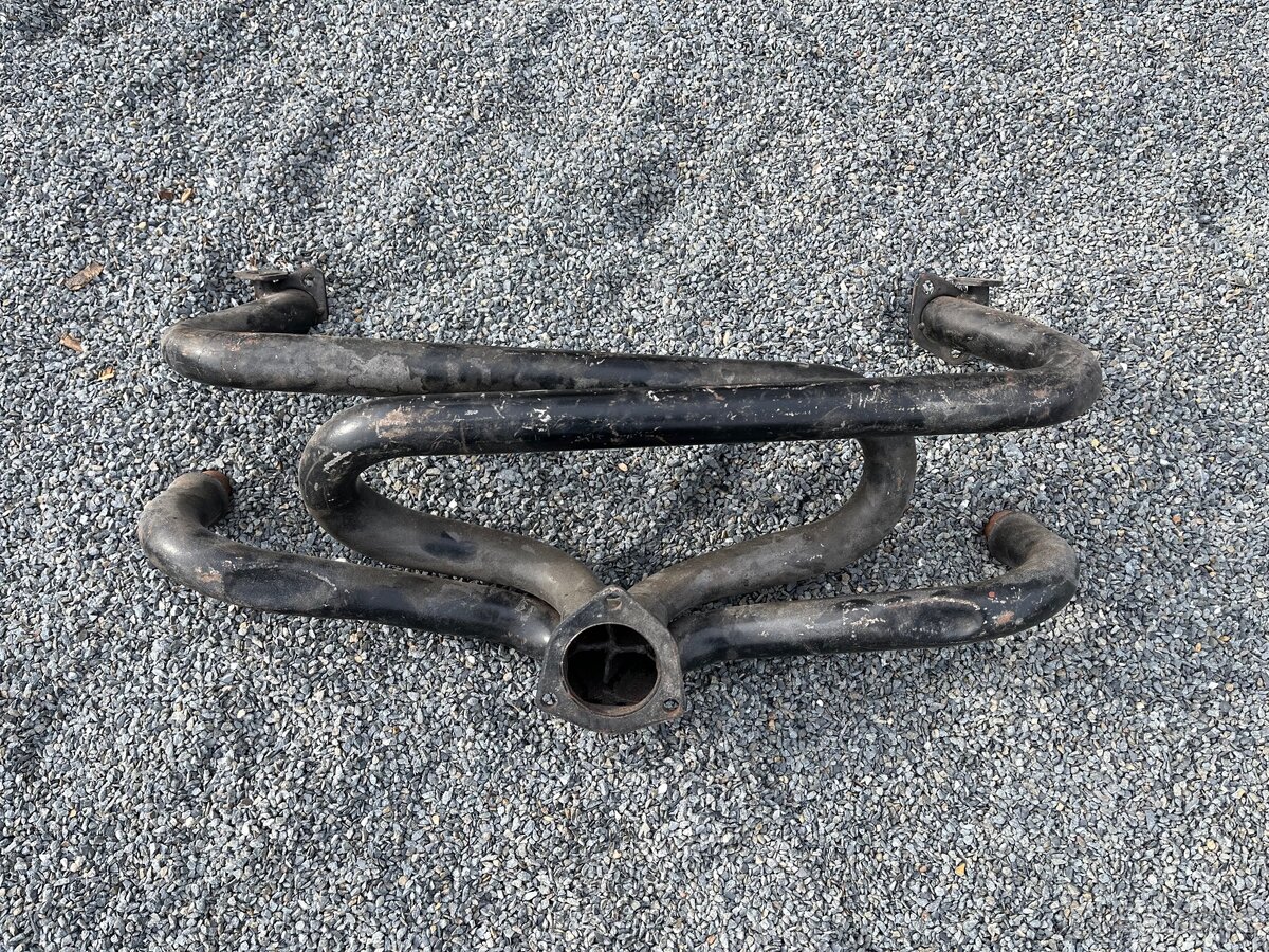 Výfuk na brouka VW