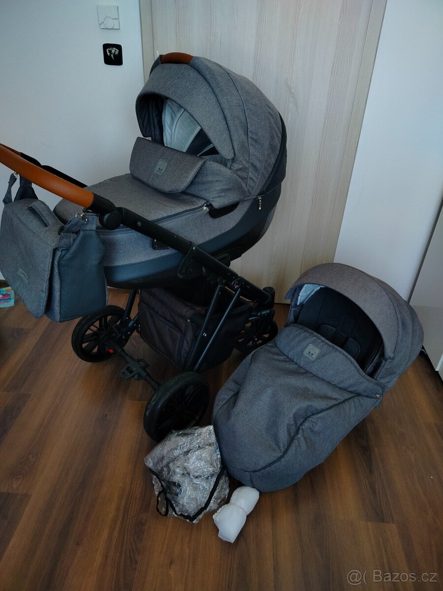 Kočárek Camarelo Zeo