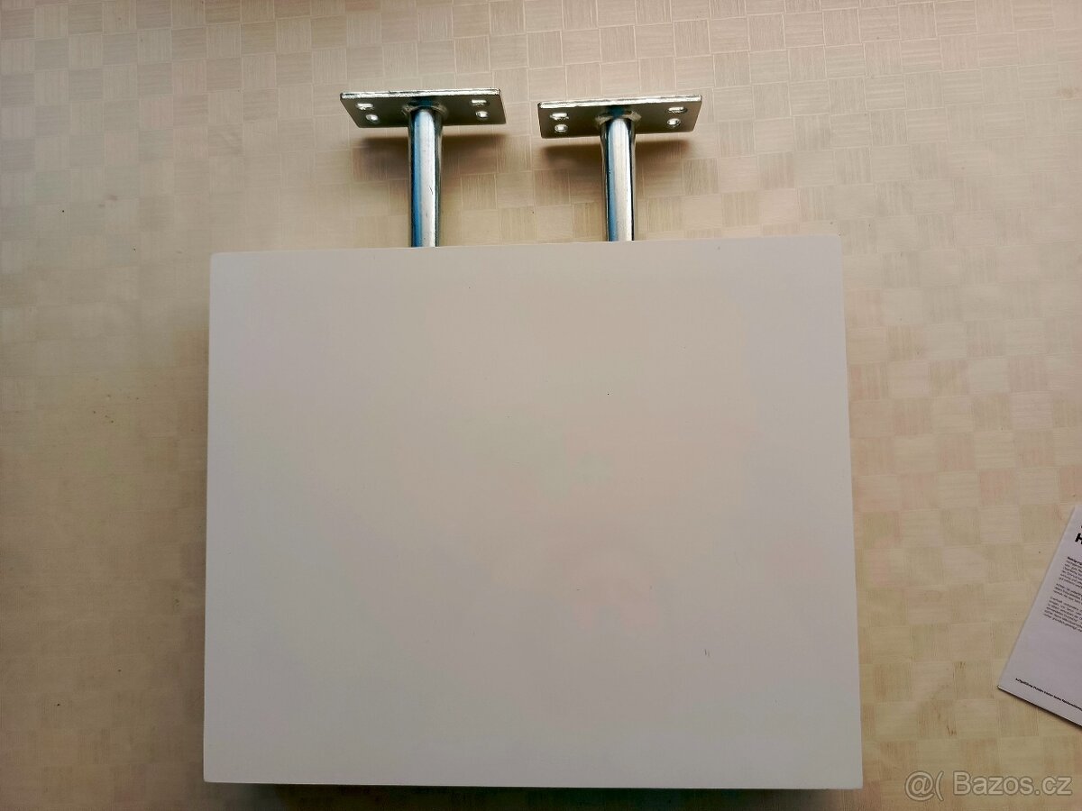 Prodám nástěnnou polici bílý lesk 30x25x5cm