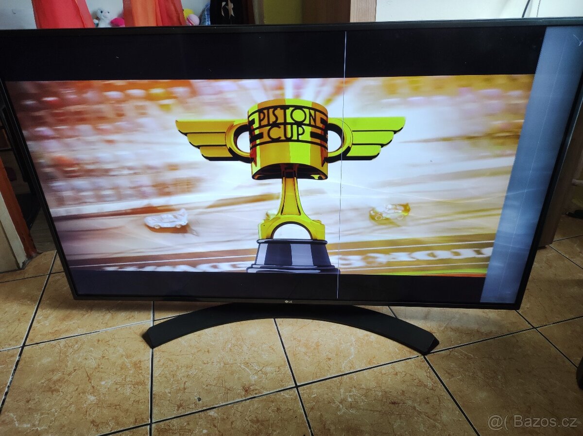 Smart TV LG 140Cm , číst popis