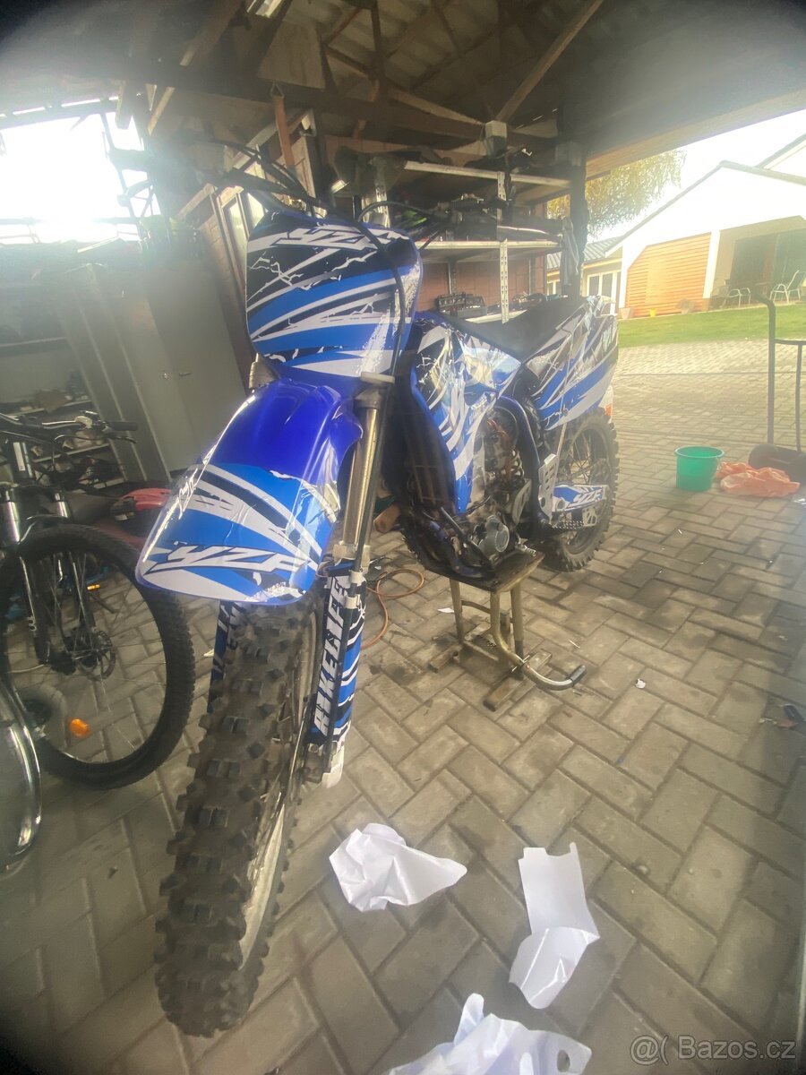 Prodám Yamaha YZ450F (2003)