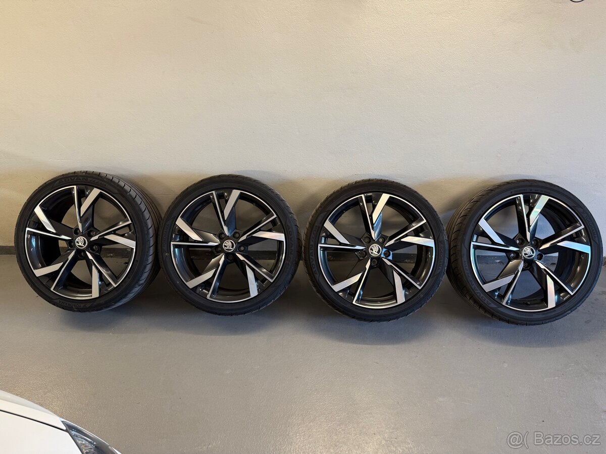 Prodám Disky Draconis Taurus Octavia 4 r19 letní