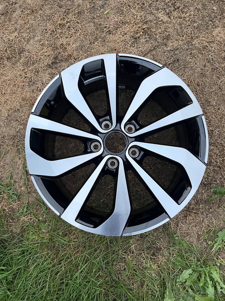Alu kolo T-roc R17