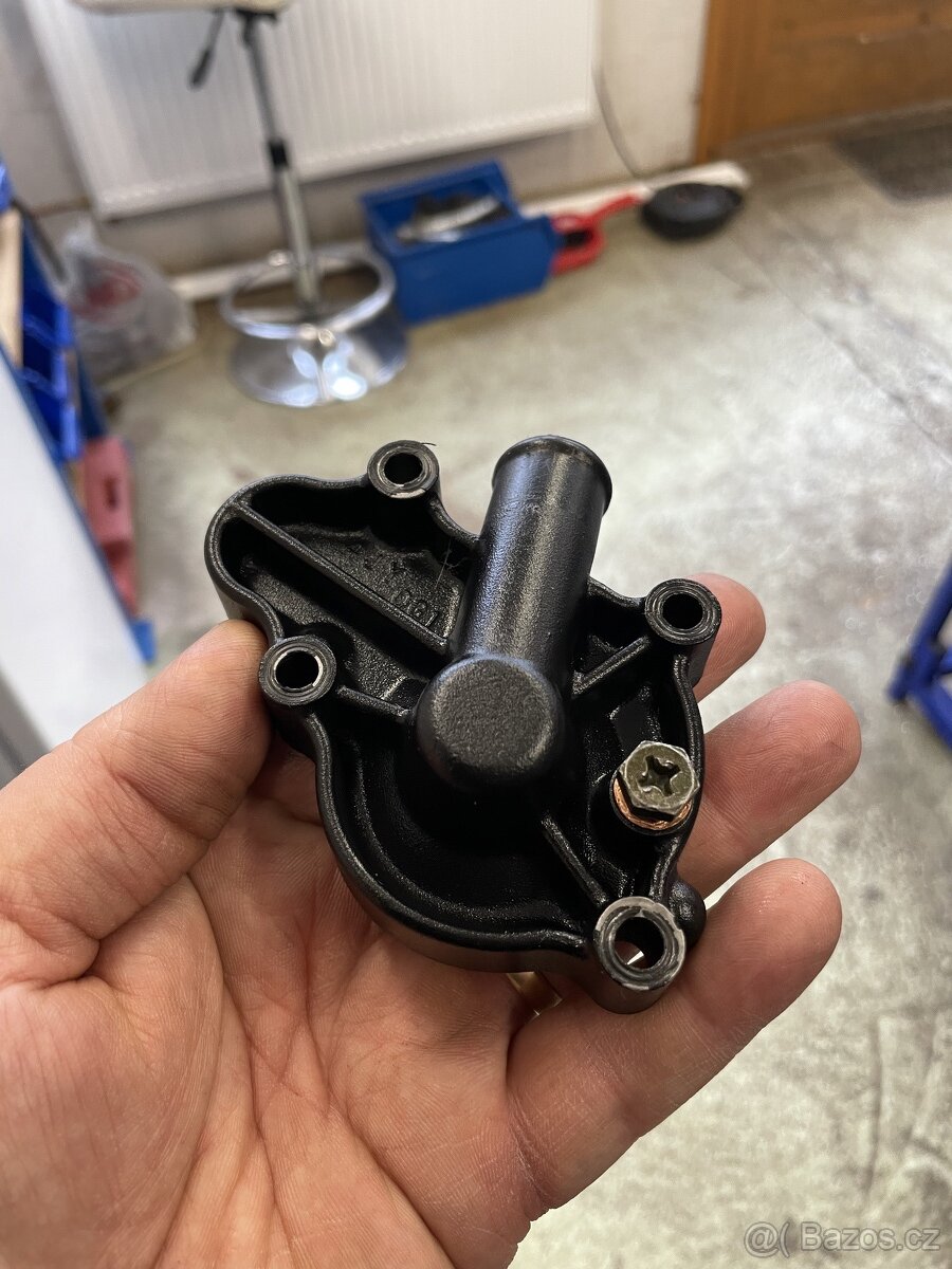 vodní pumpa YZ 125/2004