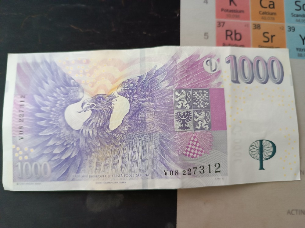 Tisícikoruny 2008 série V06, V08, J34