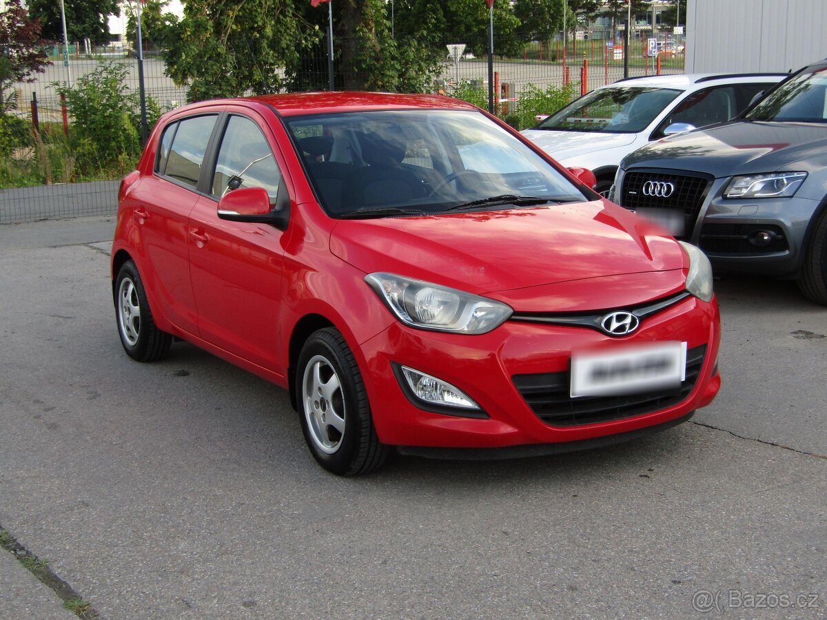 Hyundai I20 1.2 i ,  62 kW benzín, 2012