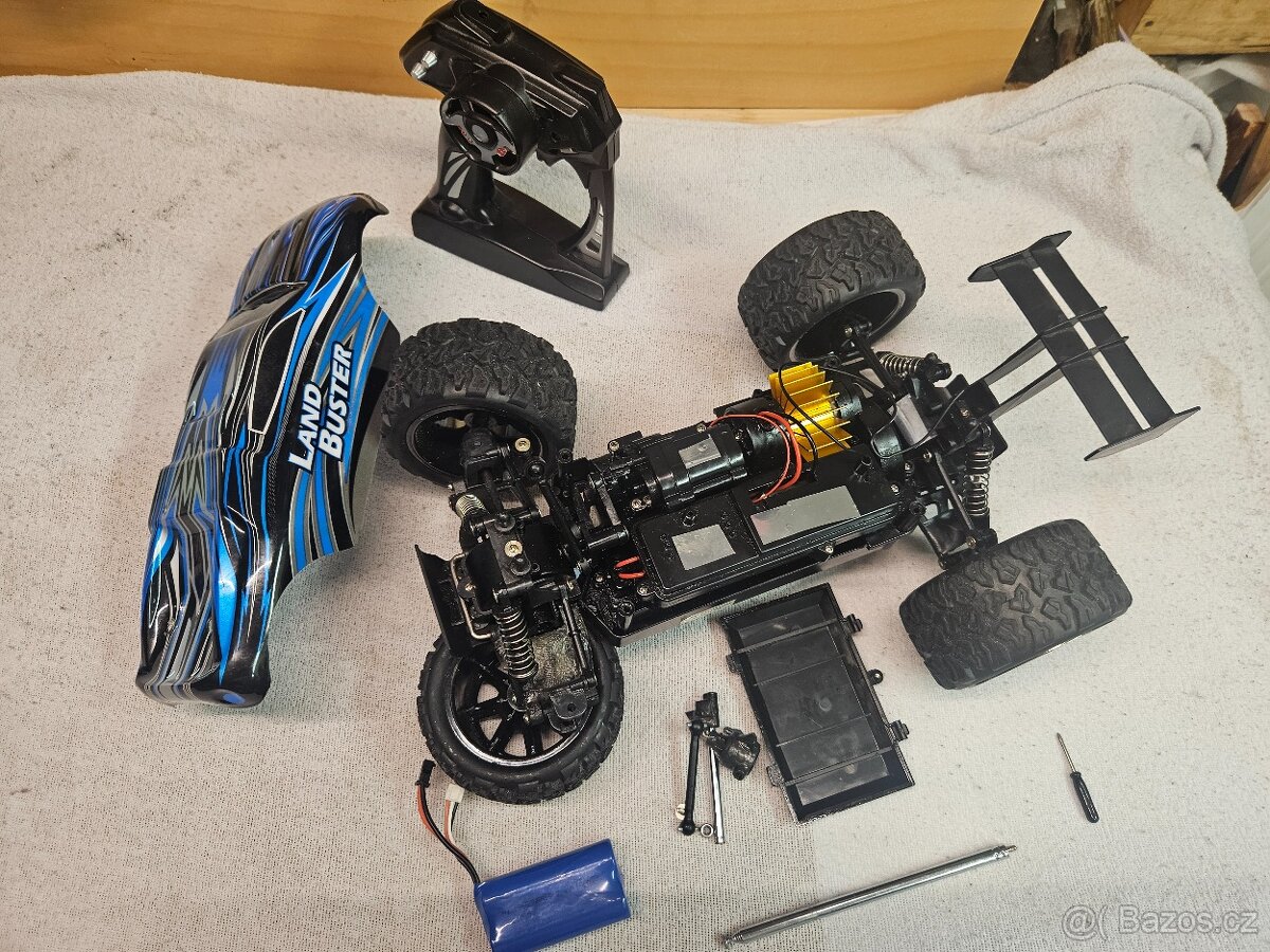 Prodám autíčko na dálkové ovládání