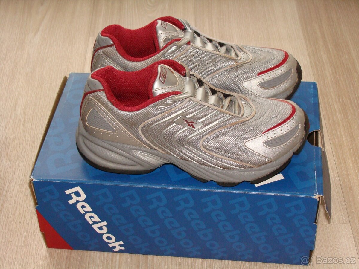 Sportovní boty zn. Reebok, vel.30,5 - NOVÉ