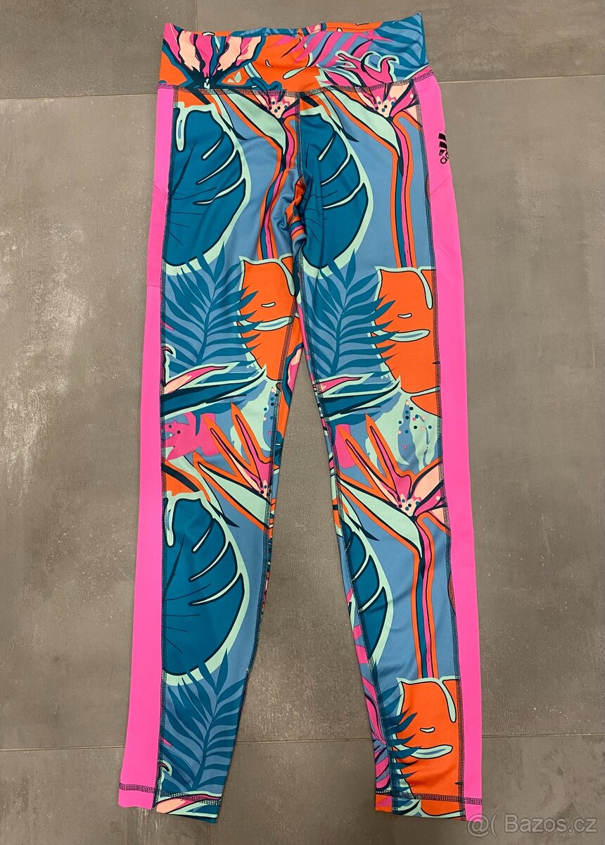 Leginy Adidas Aeroready allover print, vel. 164