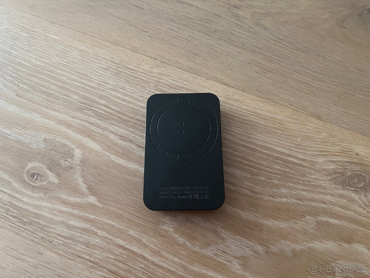 Magsafe nabíječka - 5000mAh kapacita baterie, 100% funkční