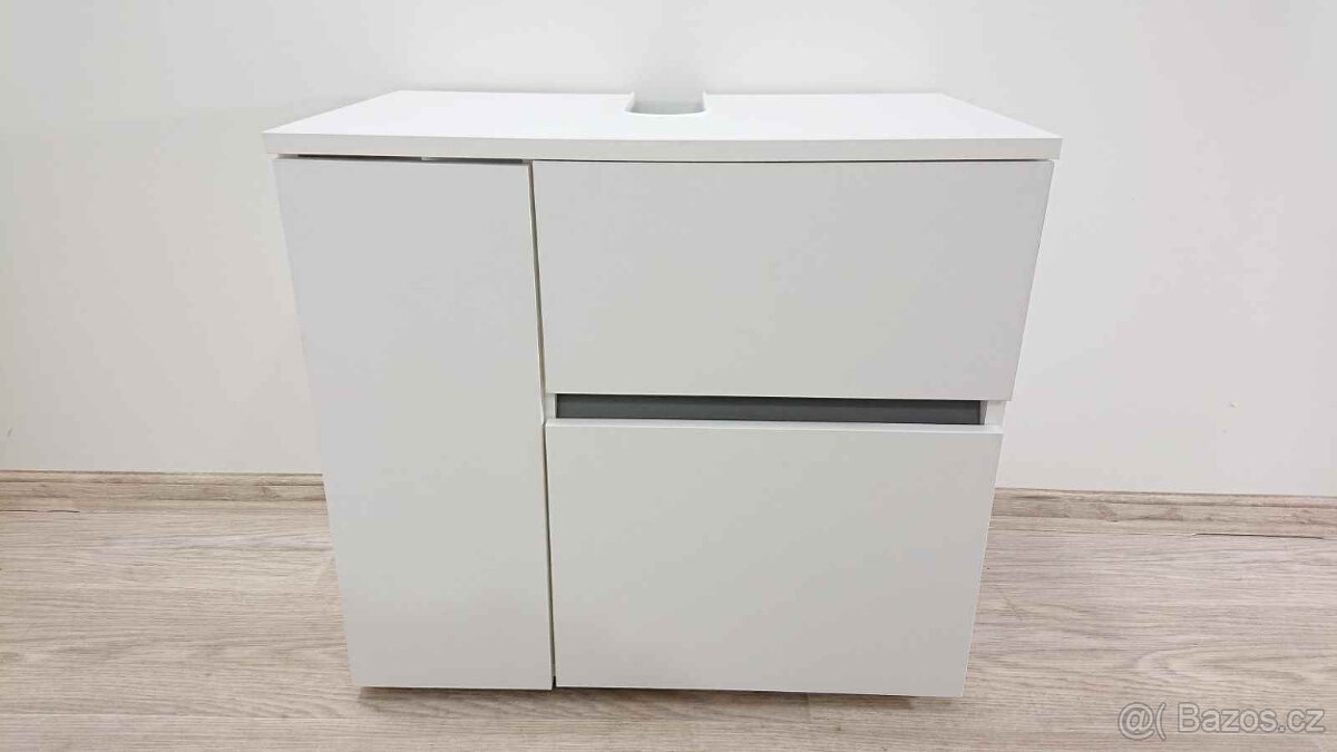 Bílá umyvadlová skříňka Wisla 60x55 cm Storaa