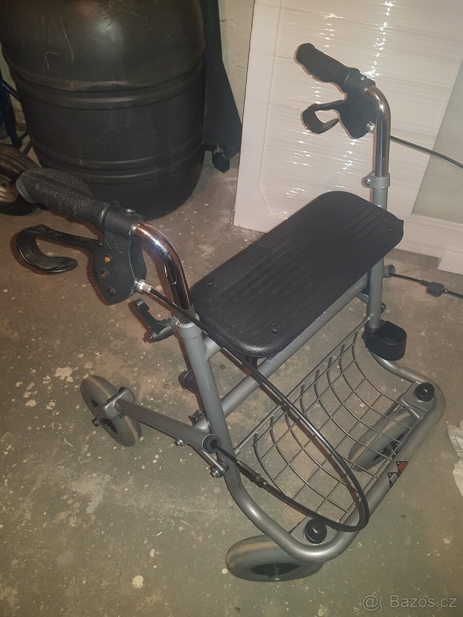 Prodám invalidní choditko
