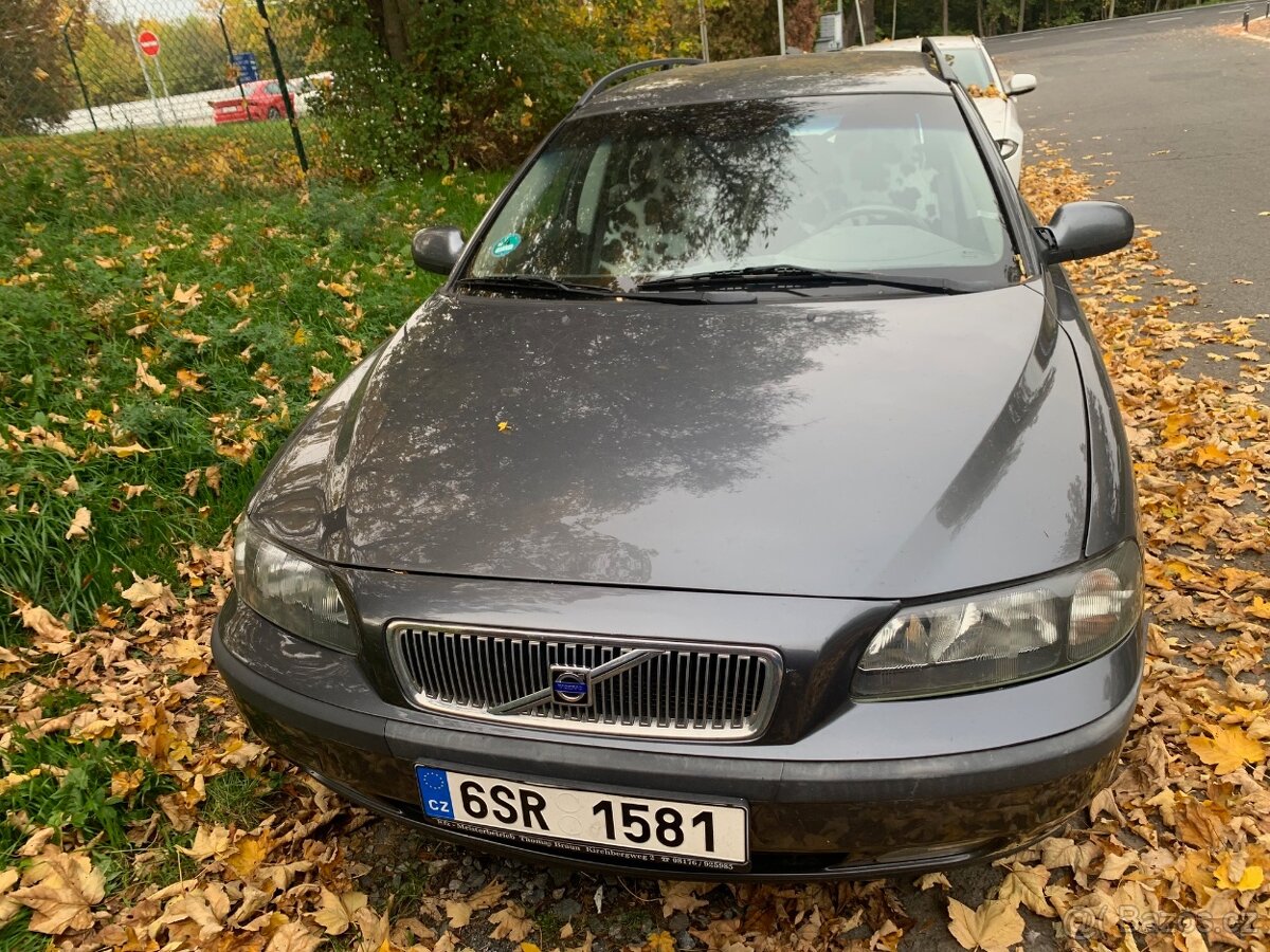 VOLVO V 70 diesel,