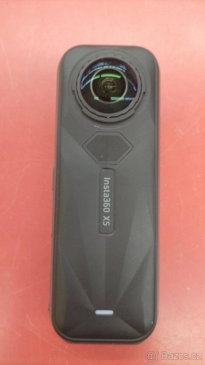 Insta360 X5