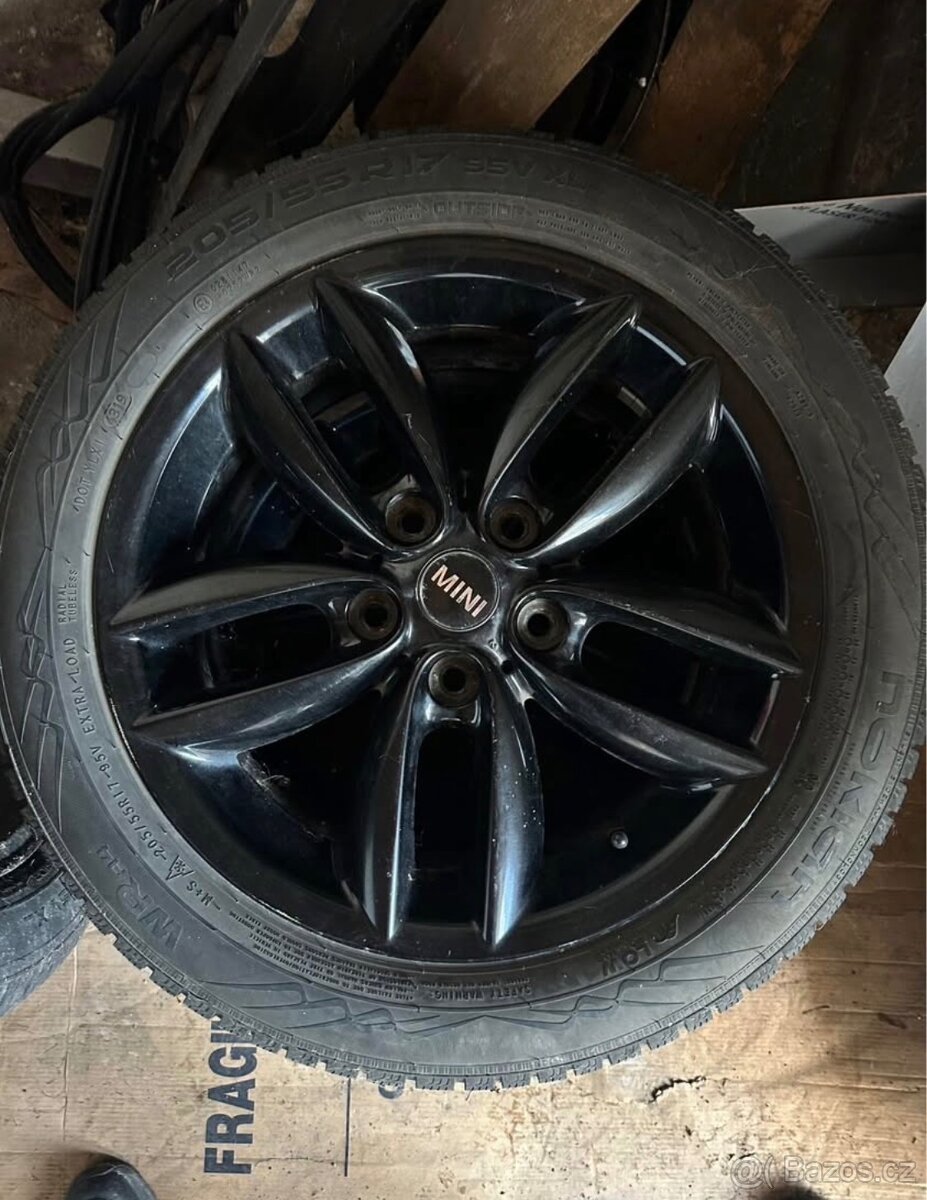 205/55/r17 , Mini, BMW, VW …