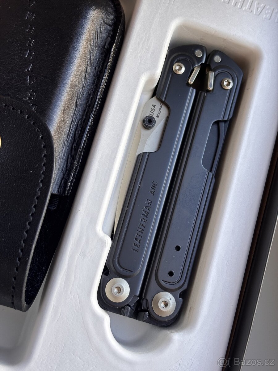 leatherman ARC obsidian