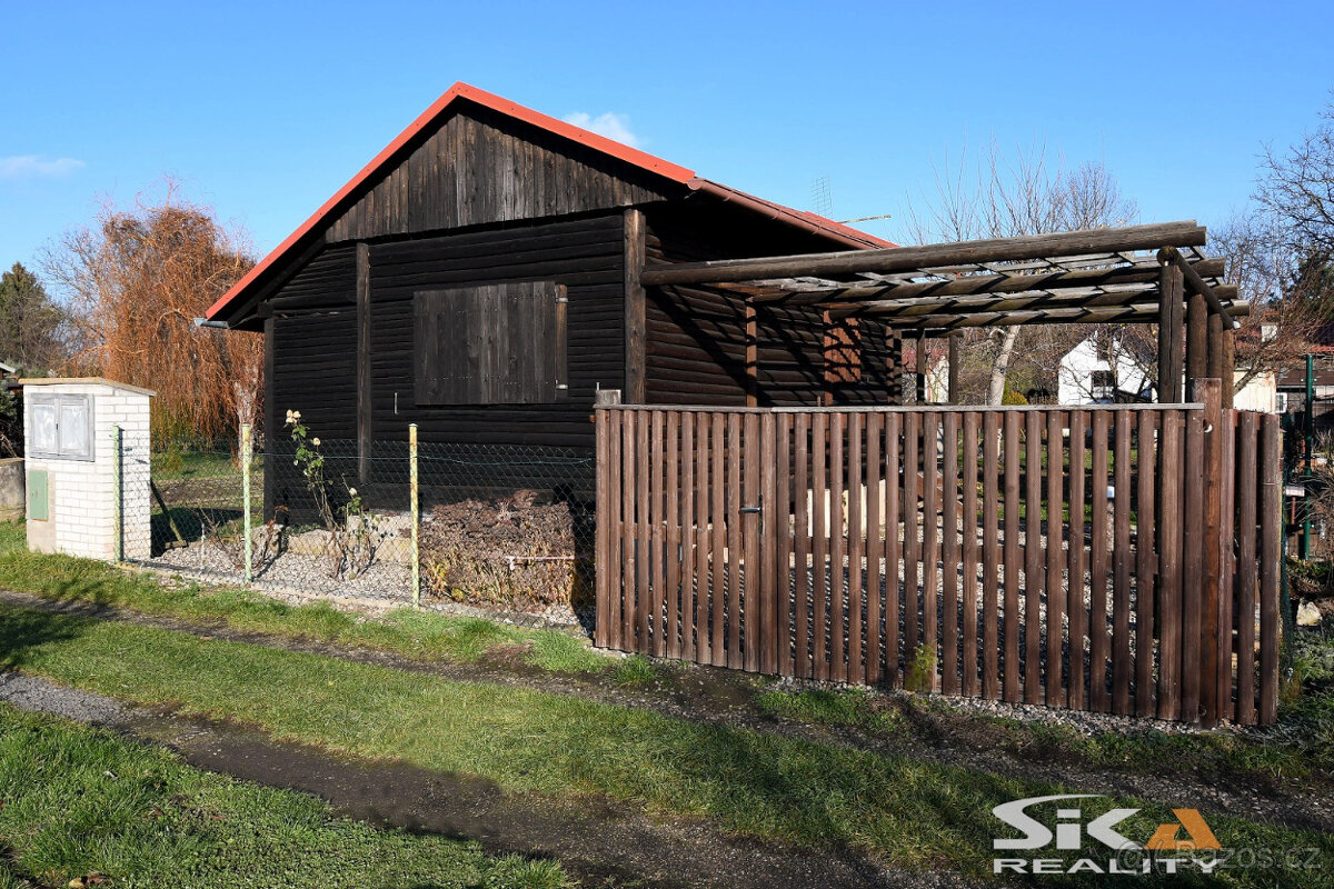 SLEVA Prodej zahrady s chatou Louny, 389 m2