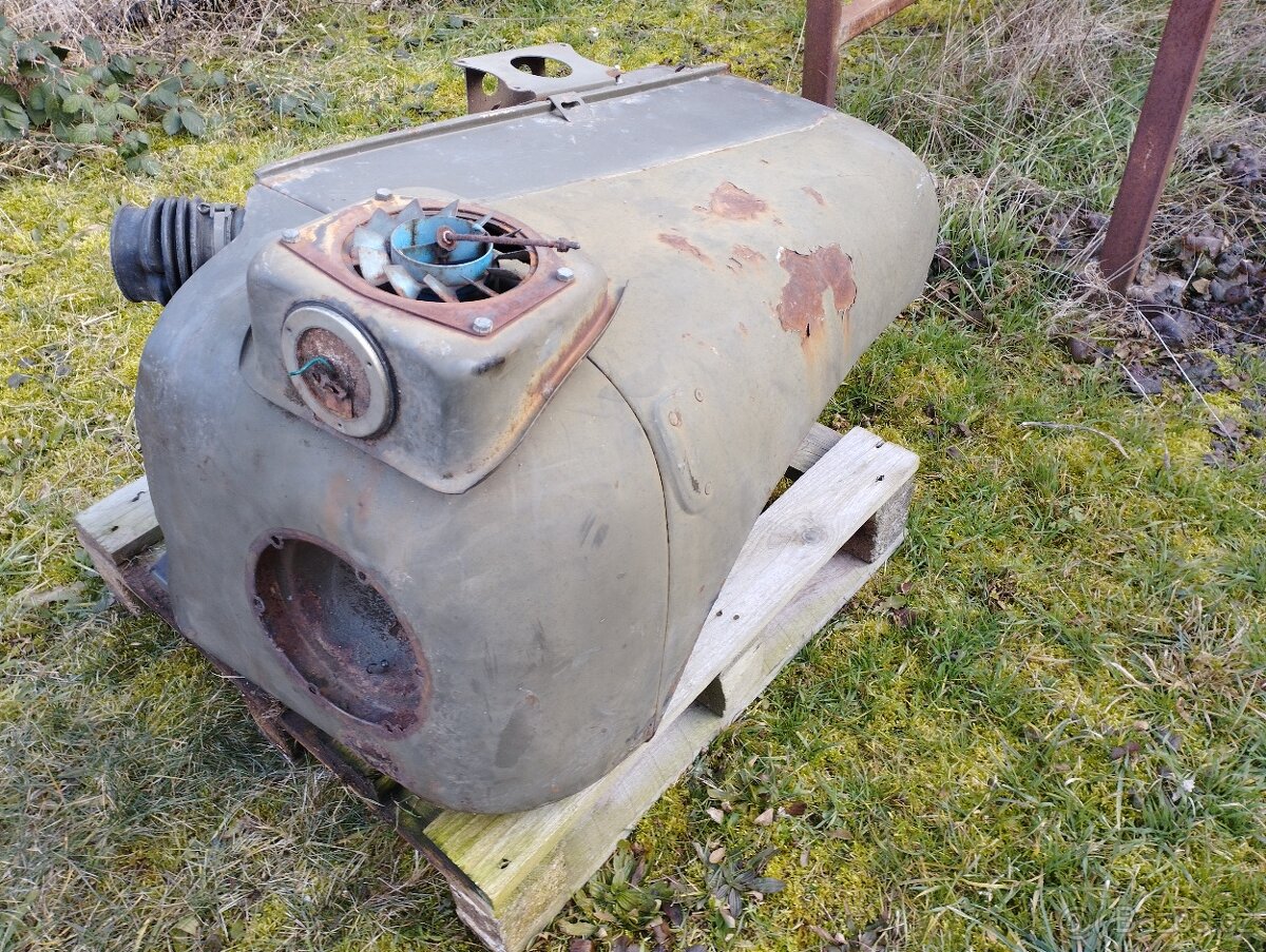 Tatra 148