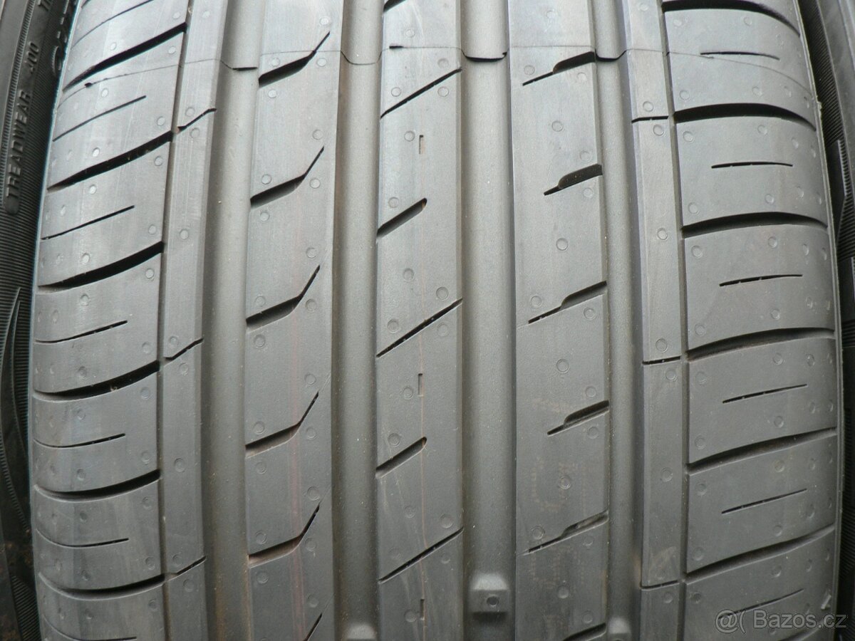 215 55 17 letní pneu R17 Nexen nové