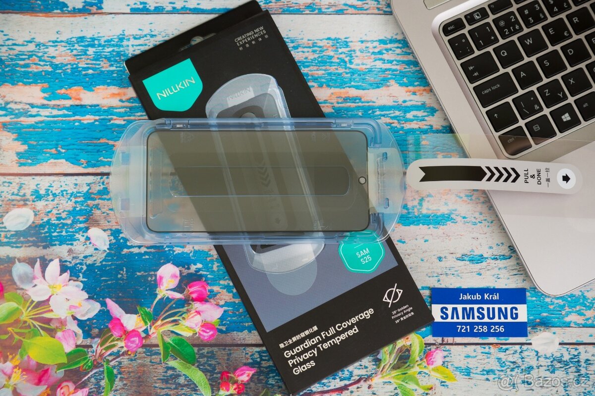 Tvrzené sklo Nillkin pro Samsung 250 Kč až 300 Kč