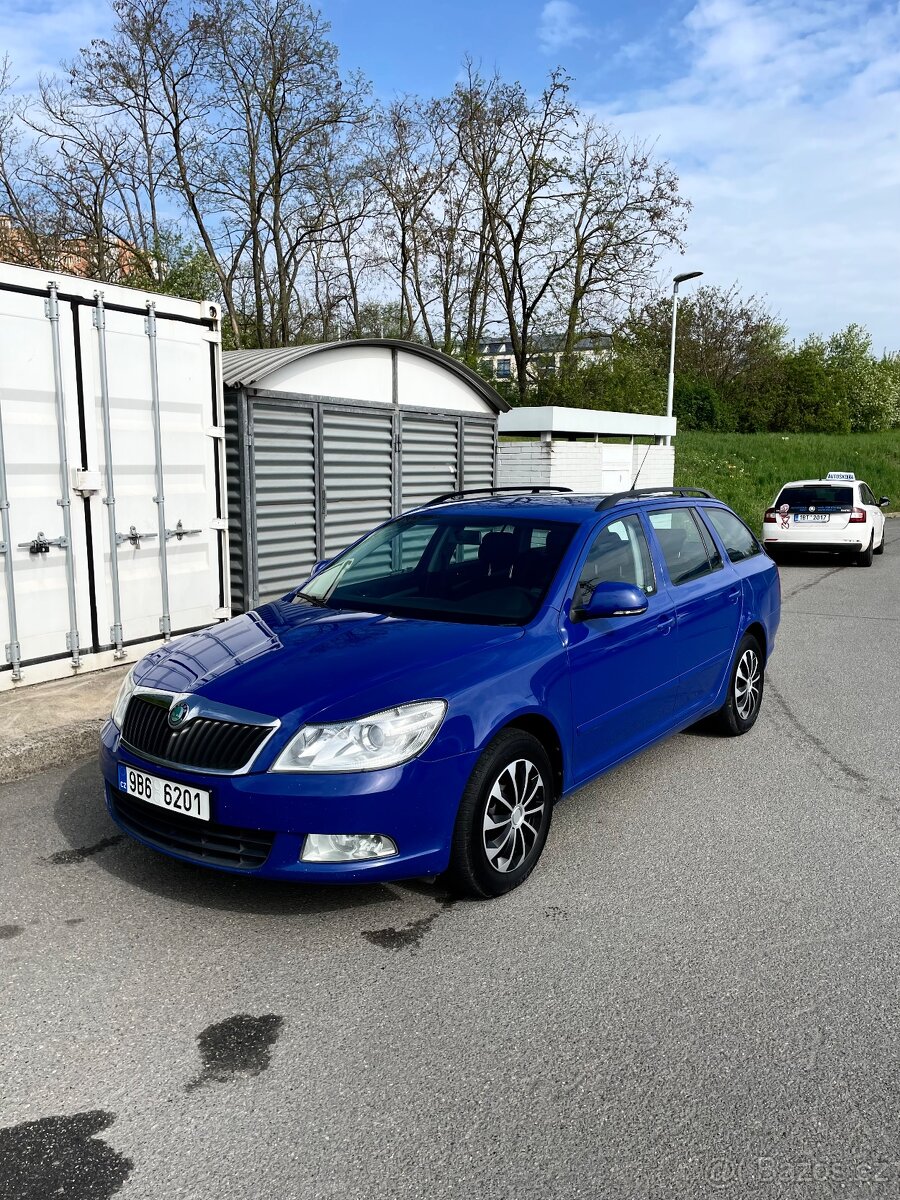 Škoda Octavia 1.6TDI 77kW r.2010+ klima + servisované