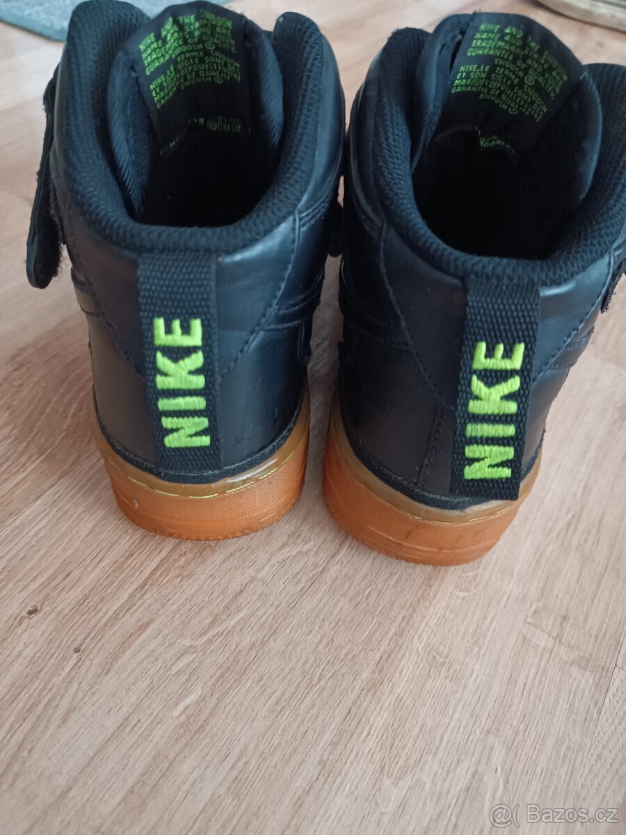 Nike