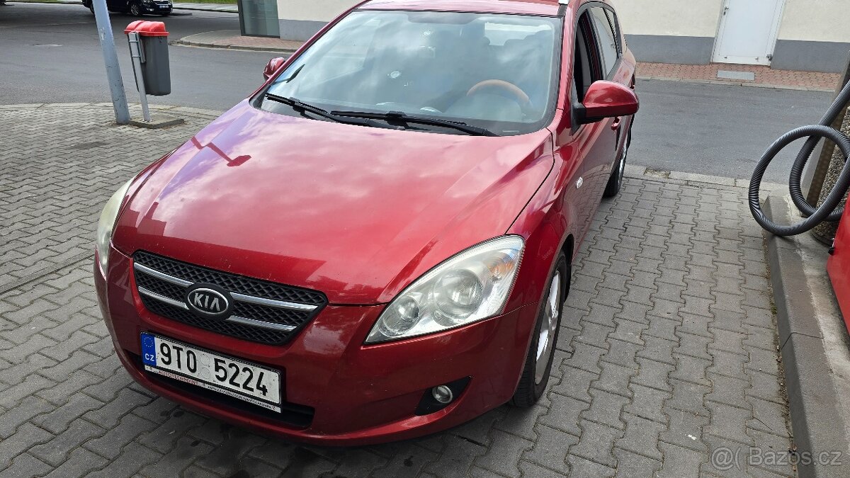 Kia ceed 2008 1.6crdi 85kw