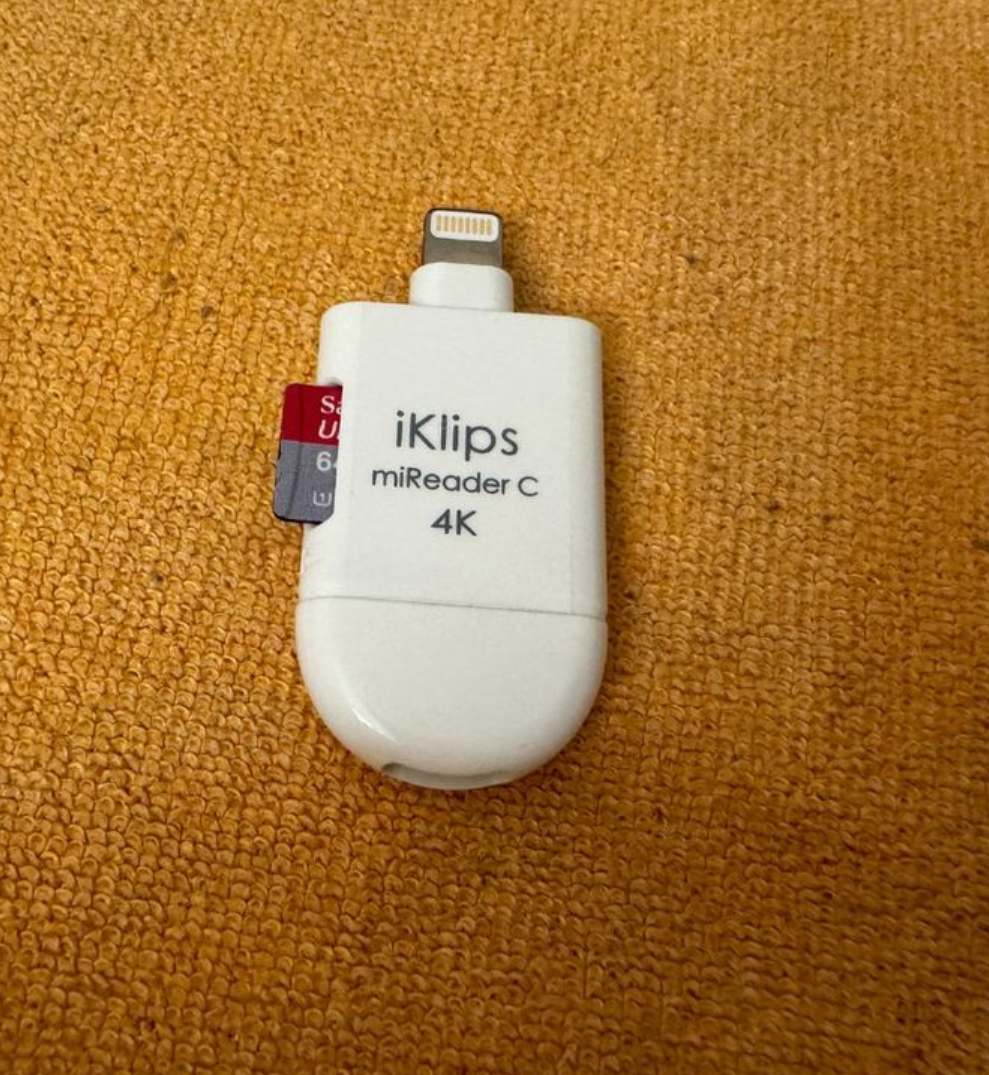 iKlips mini SD card reader iPhone / usb c