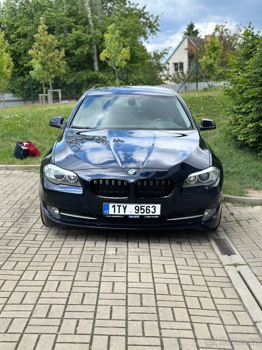 BMW 528i F10 – benzín, 2011, 215 000 km