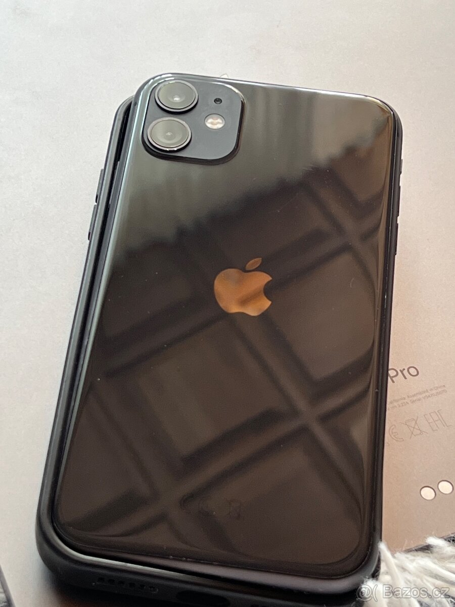 Apple iPhone 11 64GB Black