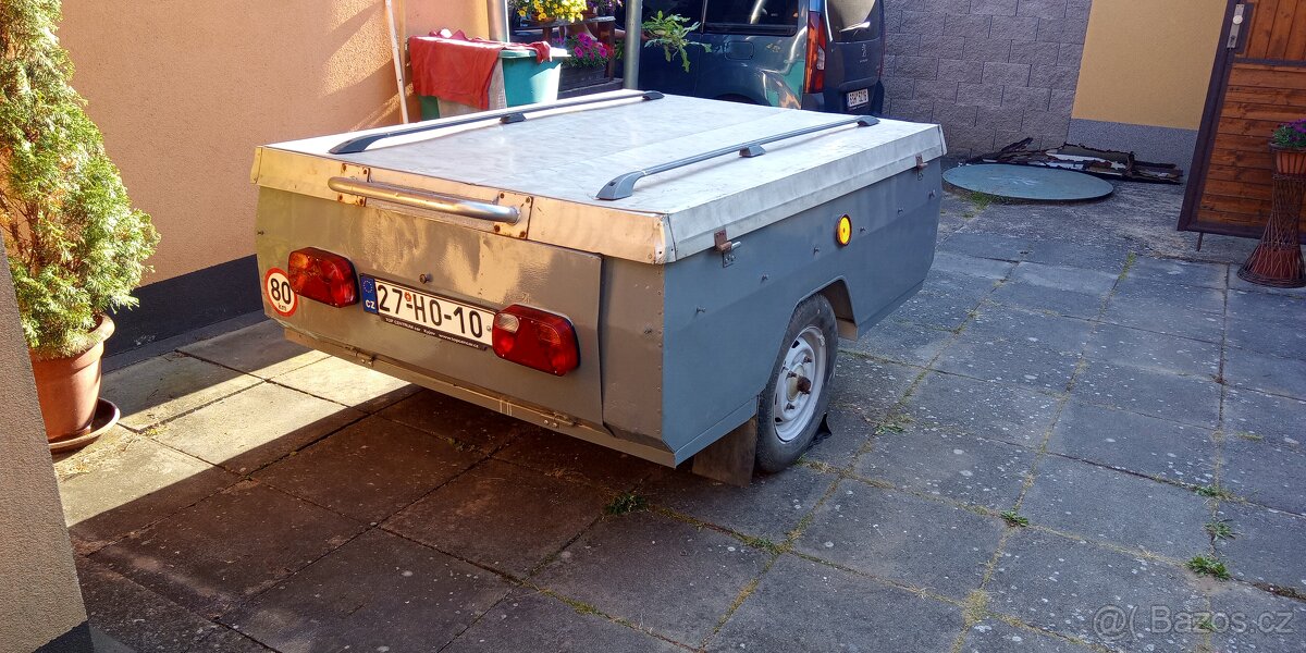 Vozík za OA typ KPN 250 (Wartburk kola - bez poklic)