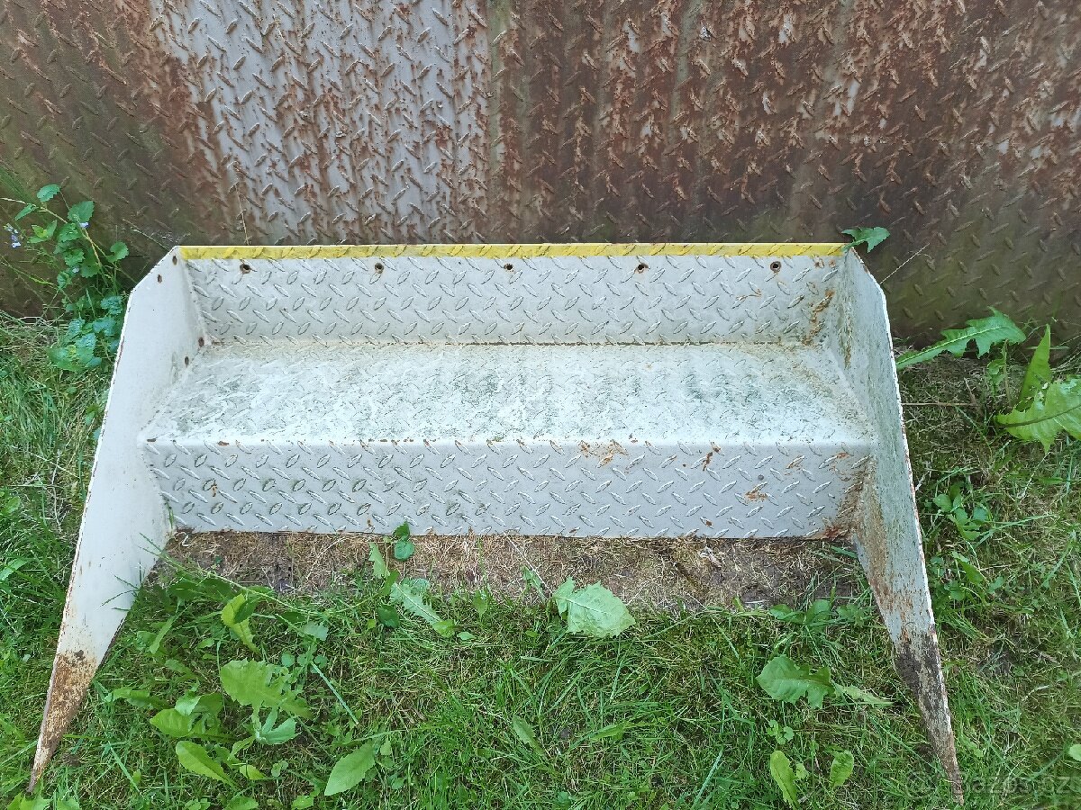 Plechové schody