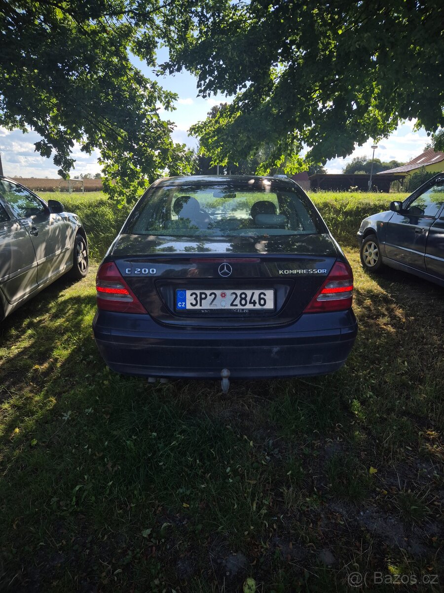 Mercedes-Benz C 200